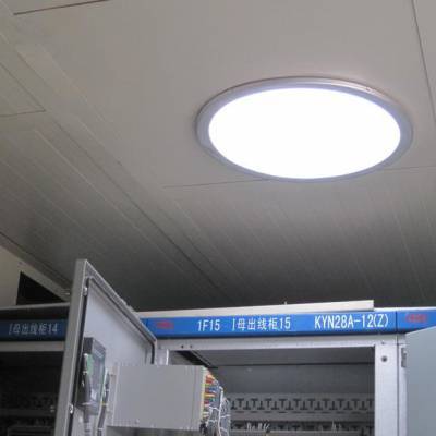 光伏导光管与太阳能电池协同照明 工厂日夜无电照明改造新方案